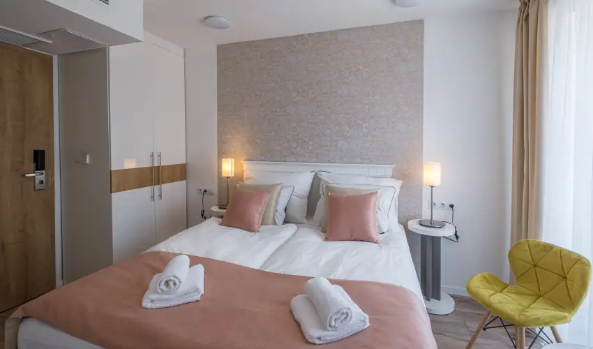 Fred Centrum Panzi Balatonfred - Mjus 1. (min. 3 j)