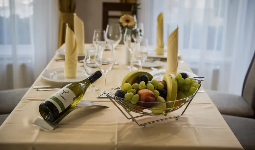 Garden Hotel Wellness & Konferencia Szolnok - Mjus 1. 