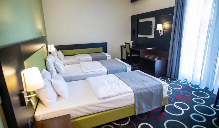 Garden Hotel Wellness & Konferencia Szolnok - Mjus 1. 