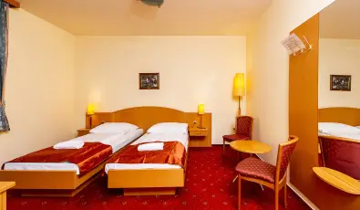 Gastland M0 Hotel Szigetszentmikl�s