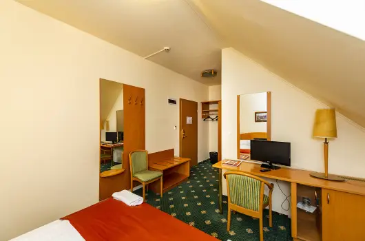 Gastland M0 Hotel - Mjus 1.