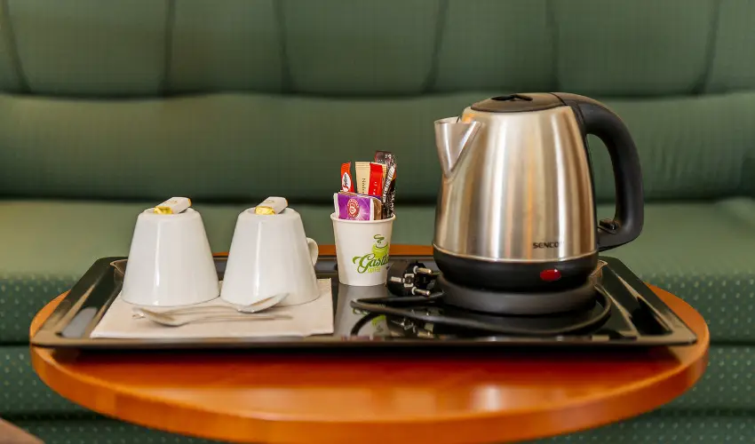 Gastland M0 Hotel Szigetszentmikl�s - M�jus 1.