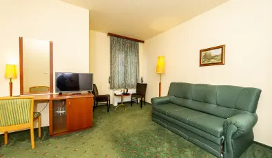 Gastland M0 Hotel Szigetszentmikl�s