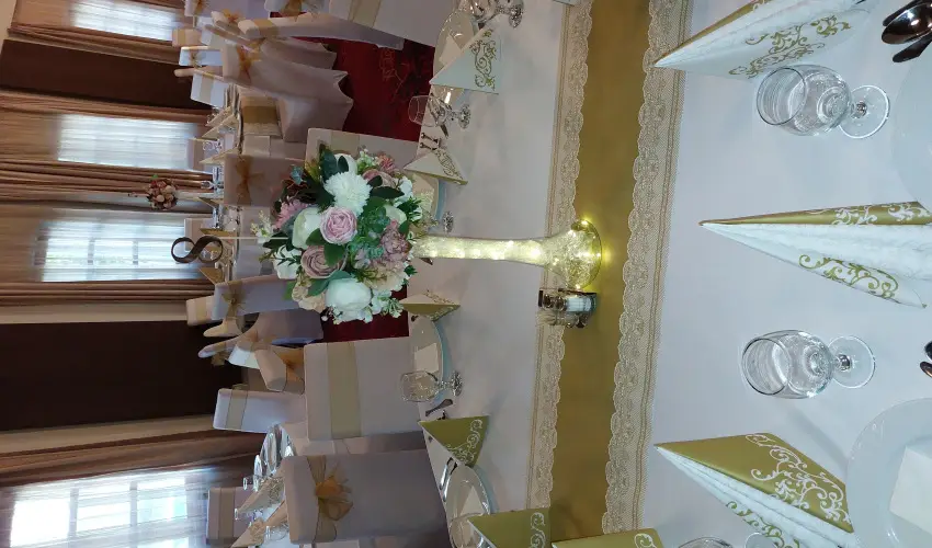 Gastland M0 Hotel Szigetszentmikl�s - M�jus 1.