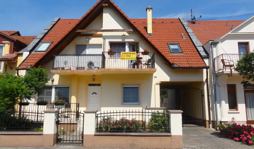 Gere Luxus Apartman Harkny - Mjus 1. (min. 3 j)