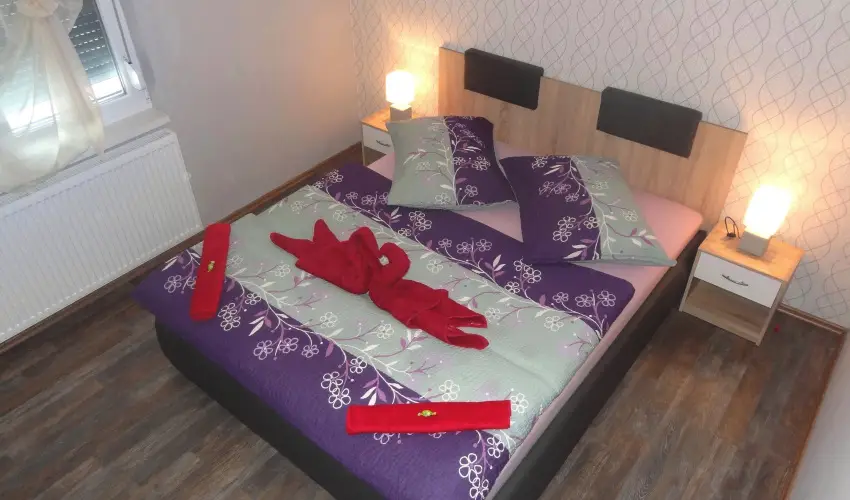 Gere Art & Exclusive Apartman Harkny - Mjus 1. (min. 3 j)