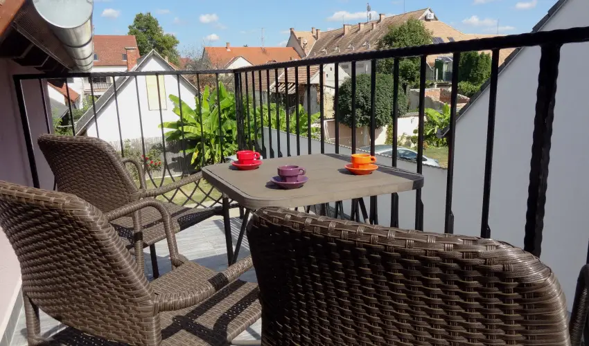 Gere Art & Exclusive Apartman Harkny - Mjus 1. (min. 3 j)