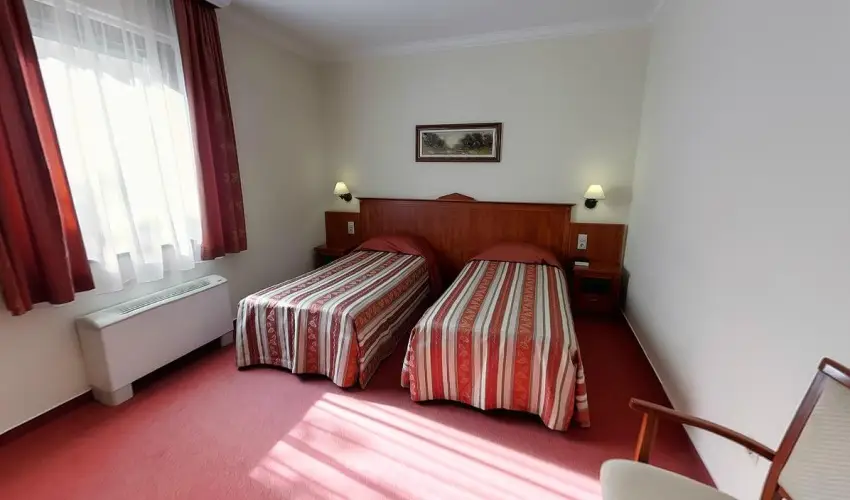 Gerby Kria Hotel s Lovasudvar Lajosmizse - Mjus 1. 