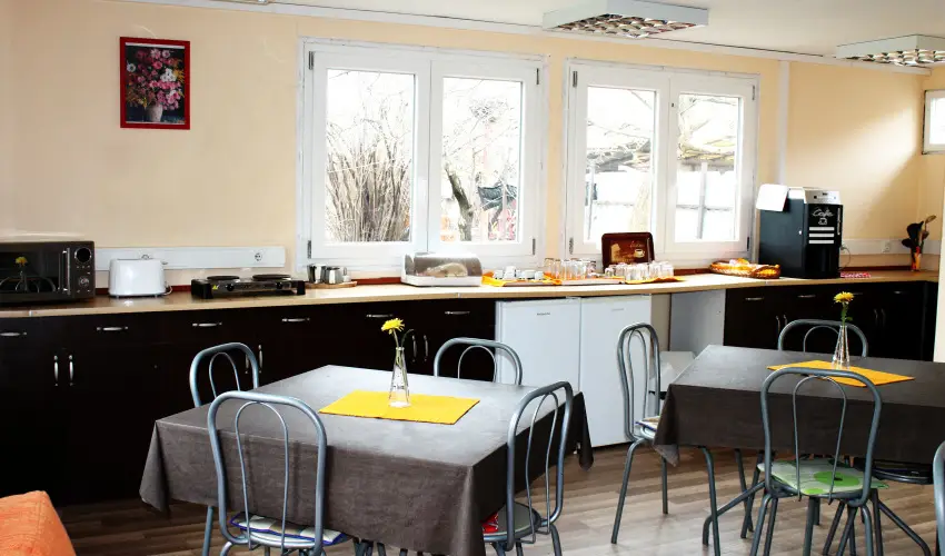 Gesztenys Vendghz Gyula - Mjus 1.