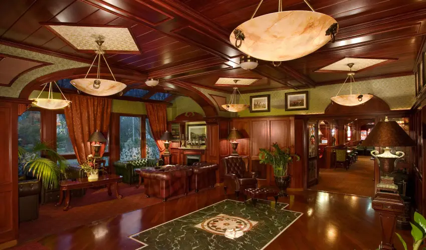 Golden Ball Club Hotel Gyr - Mjus 1.