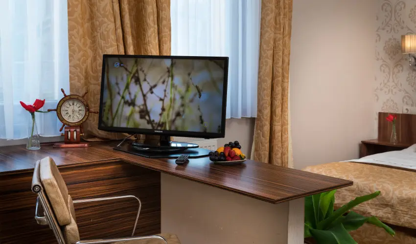 Golden Ball Club Hotel Gyr - Mjus 1.