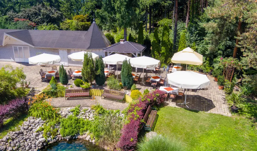 Gosztola Gy�ngye-az erd� sz�llod�ja Gosztola - M�jus 1.