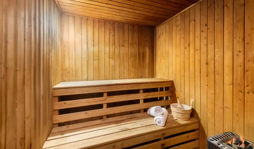 Gosztola Gy�ngye-az erd� sz�llod�ja Gosztola - M�jus 1.