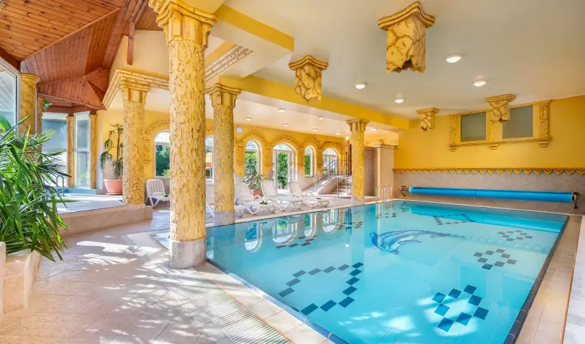 Gosztola Gy�ngye-az erd� sz�llod�ja Gosztola - M�jus 1.