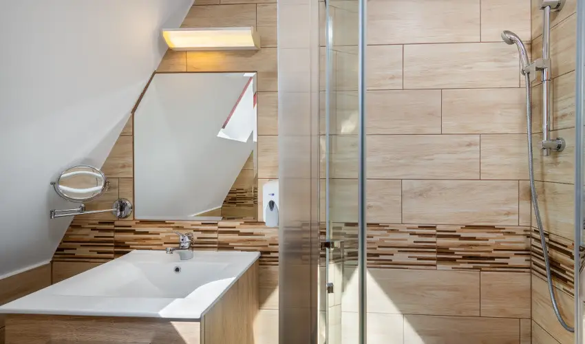 Gosztola Gy�ngye-az erd� sz�llod�ja Gosztola - M�jus 1.