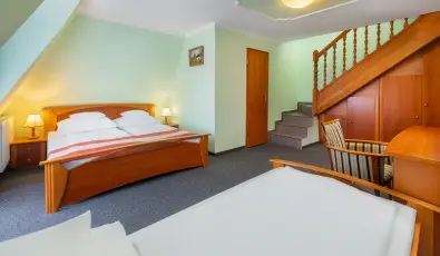 Gosztola Gy�ngye-az erd� sz�llod�ja Gosztola