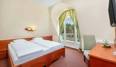 Gosztola Gy�ngye-az erd� sz�llod�ja Gosztola