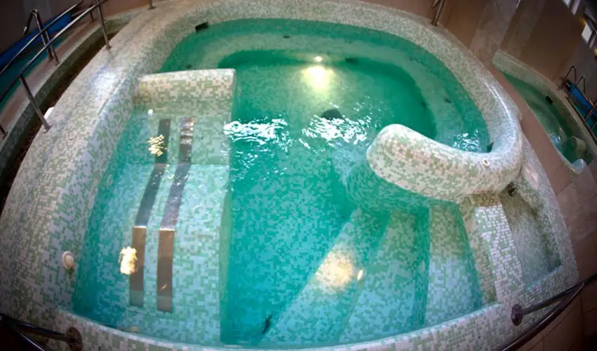 Granada Konferencia Wellness s Sport Hotel Kecskemt - Mjus 1. (min. 2 j)