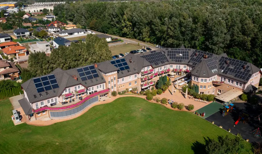 Granada Konferencia Wellness s Sport Hotel Kecskemt - Mjus 1. (min. 2 j)