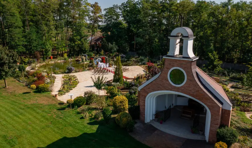 Granada Konferencia Wellness s Sport Hotel Kecskemt - Mjus 1. (min. 2 j)