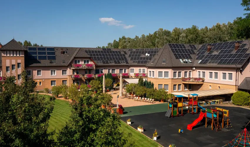 Granada Konferencia Wellness s Sport Hotel Kecskemt - Mjus 1. (min. 2 j)