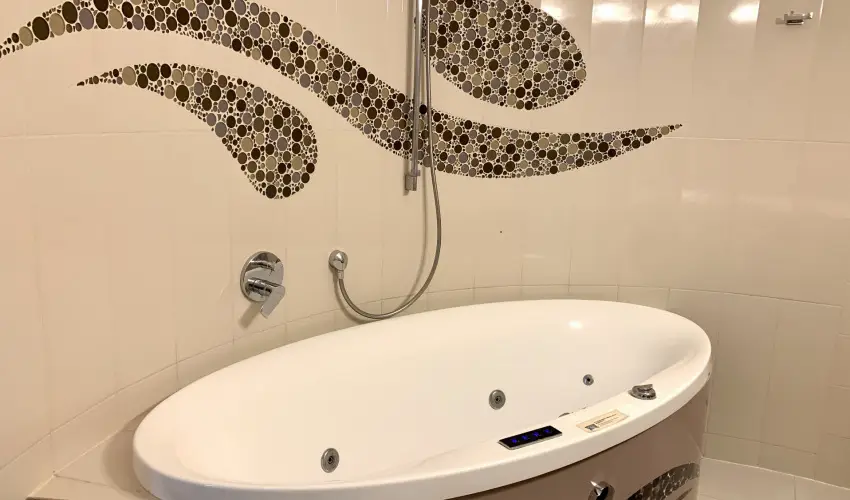 Granada Konferencia Wellness s Sport Hotel Kecskemt - Mjus 1. (min. 2 j)