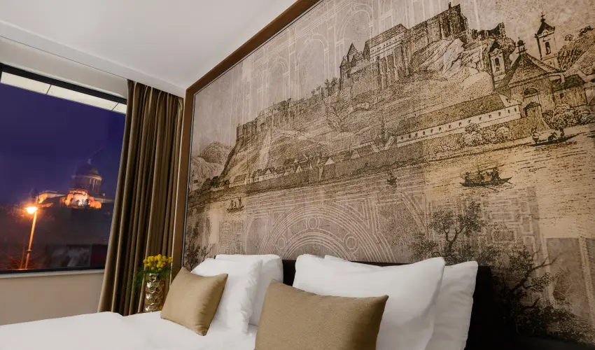Grand Hotel Esztergom Esztergom - M�jus 1. (min. 2 �j)