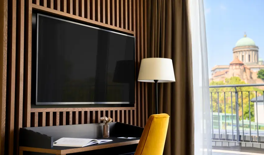 Grand Hotel Esztergom Esztergom - M�jus 1. (min. 2 �j)