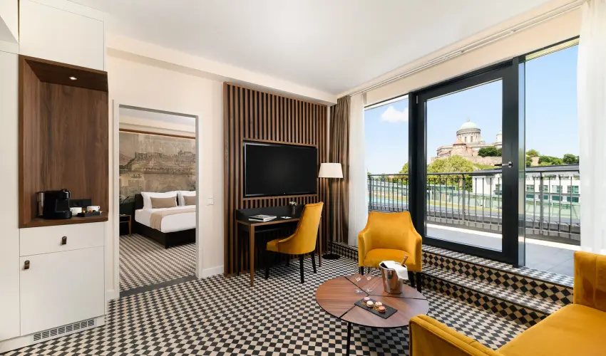 Grand Hotel Esztergom Esztergom - M�jus 1. (min. 2 �j)