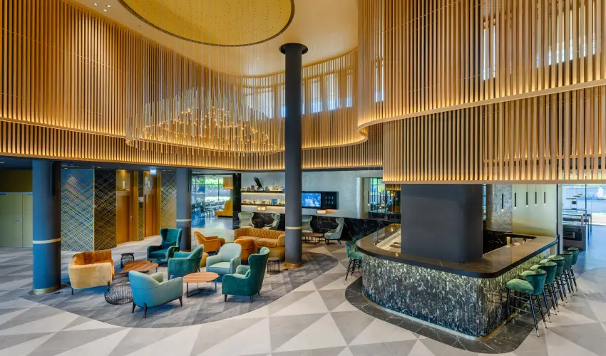 Grand Hotel Esztergom Esztergom - M�jus 1. (min. 2 �j)