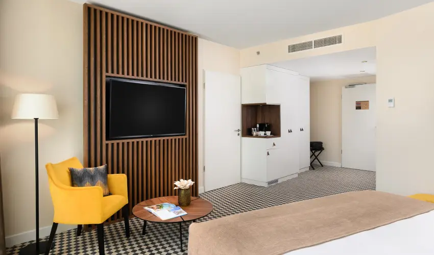 Grand Hotel Esztergom Esztergom - M�jus 1. (min. 2 �j)