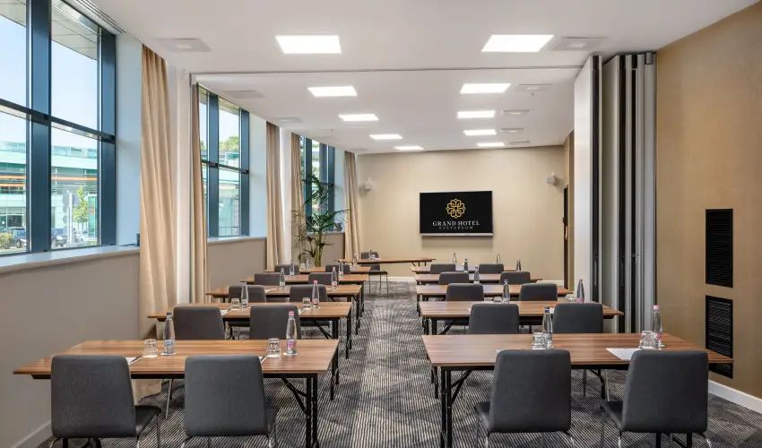 Grand Hotel Esztergom Esztergom - M�jus 1. (min. 2 �j)