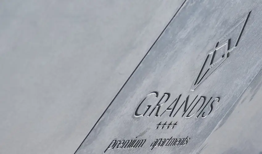 Grandis Premium Apartments G�d�ll� - M�jus 1.