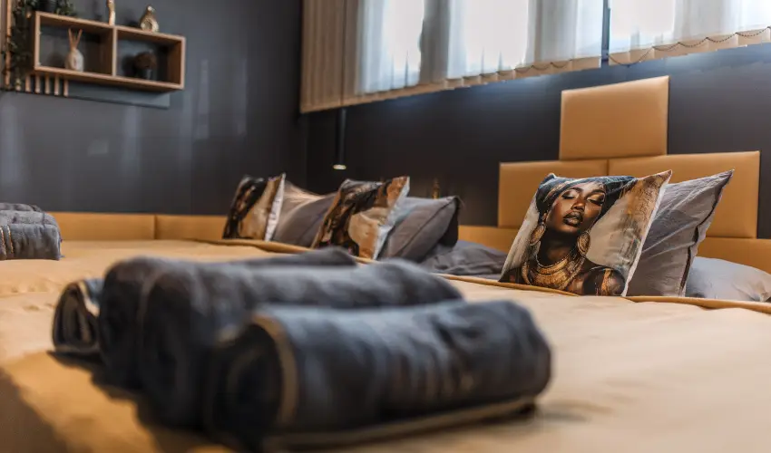 Greyhouse Apartments Hark�ny - M�jus 1.