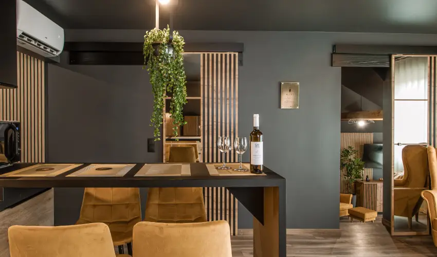 Greyhouse Apartments Hark�ny - M�jus 1.