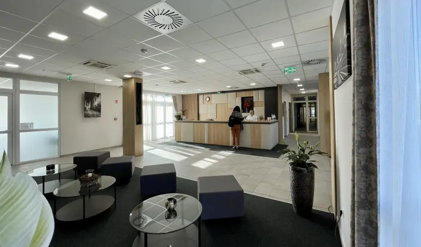 Gyirmt Sport & Wellness Hotel Gyr - Mjus 1. 