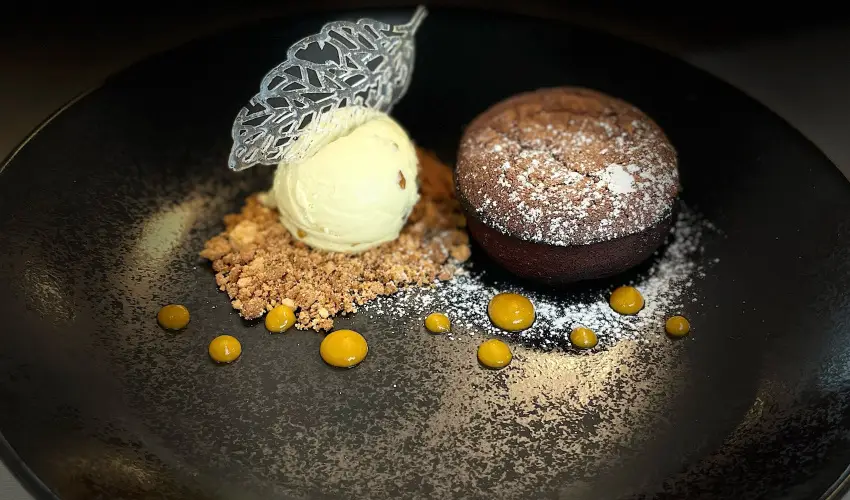 Gyirmt Sport & Wellness Hotel Gyr - Mjus 1. 