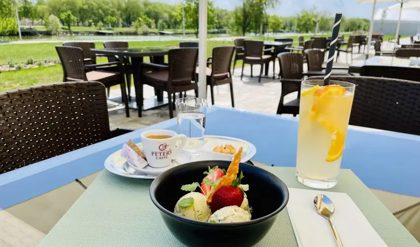 Gyirmt Sport & Wellness Hotel Gyr - Mjus 1. 