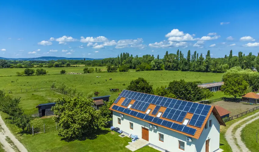 Gyulavez�r-Csob�nci Pihen� Vend�gh�z Gyulakeszi - M�jus 1. (min. 2 �j)