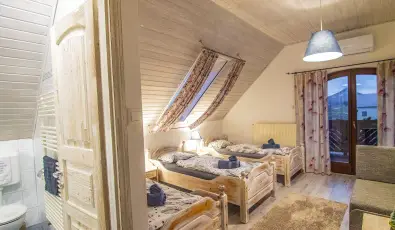 Gyulavez�r Lovasbirodalma Panzi�  Gyulakeszi