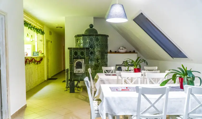 Gyulavez�r Lovasbirodalma Panzi�  Gyulakeszi - M�jus 1. (min. 2 �j)