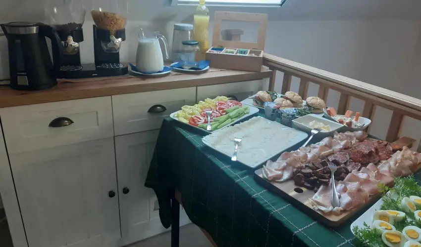 Gyulavez�r Lovasbirodalma Panzi�  Gyulakeszi - M�jus 1. (min. 2 �j)