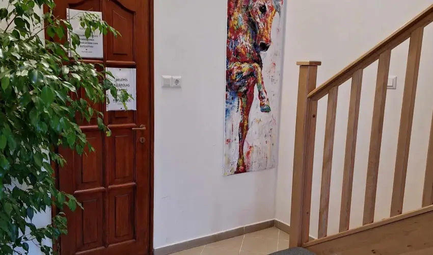 Gyulavez�r Lovasbirodalma Panzi�  Gyulakeszi - M�jus 1. (min. 2 �j)