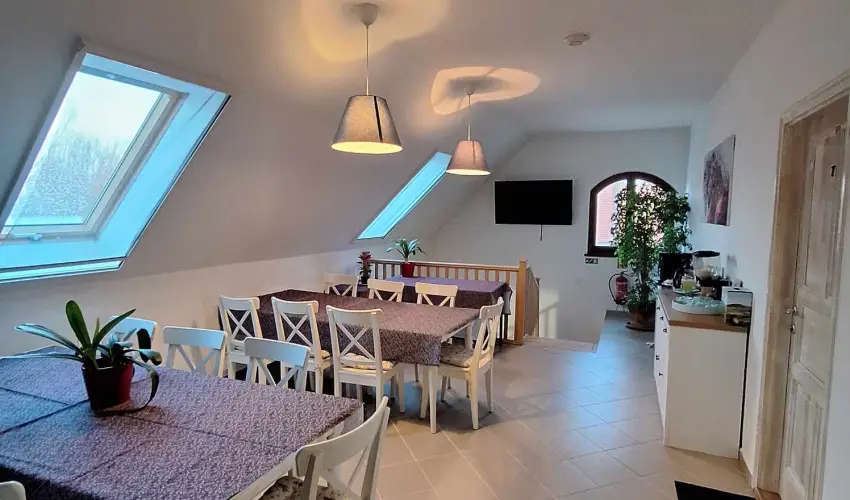 Gyulavez�r Lovasbirodalma Panzi�  Gyulakeszi - M�jus 1. (min. 2 �j)