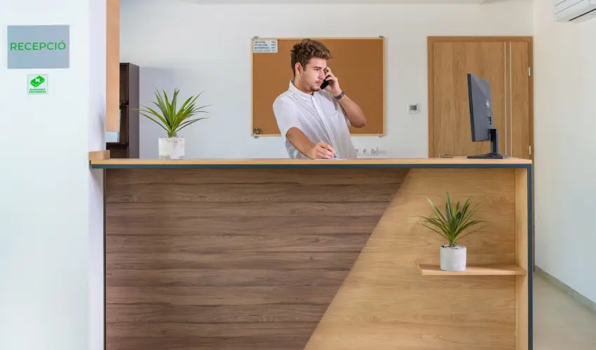 H55 Balatonlelle Apartmanhzak Balatonlelle - Mjus 1. (min. 2 j)