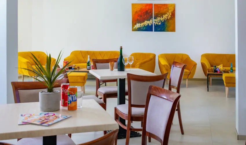 H55 Balatonlelle Apartmanhzak Balatonlelle - Mjus 1. (min. 2 j)