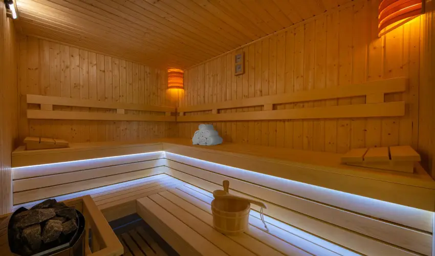 H55 Balatonlelle Apartmanhzak Balatonlelle - Mjus 1. (min. 2 j)