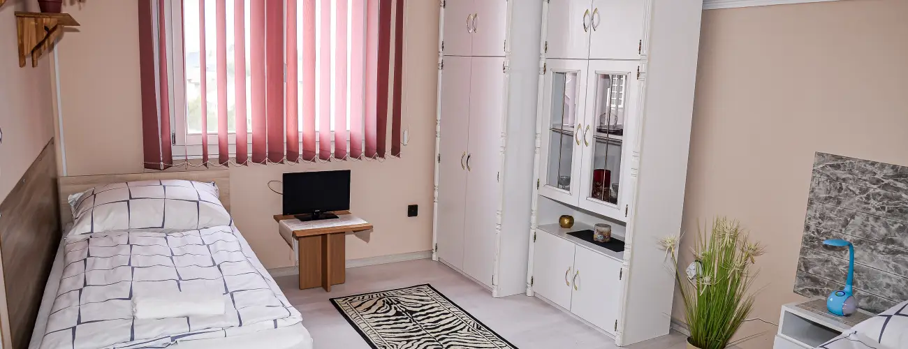 Hajnal Apartman Hajdszoboszl - Mjus 1.