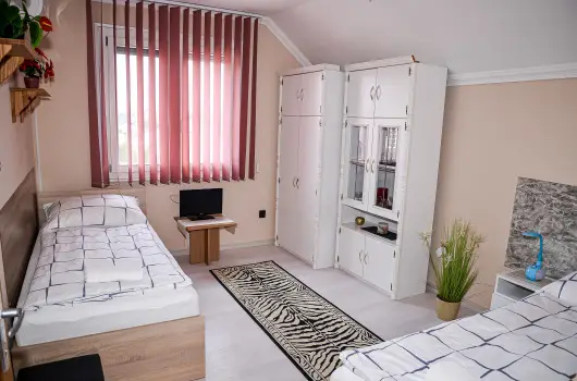 Hajnal Apartman - Mjus 1.