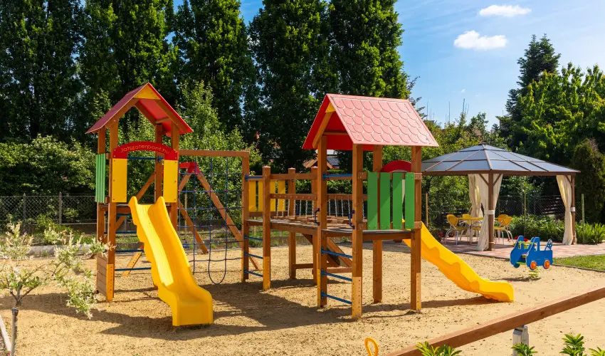 Hajd� Kast�ly Hotel Hajd�szoboszl� - M�jus 1. (min. 3 �j)